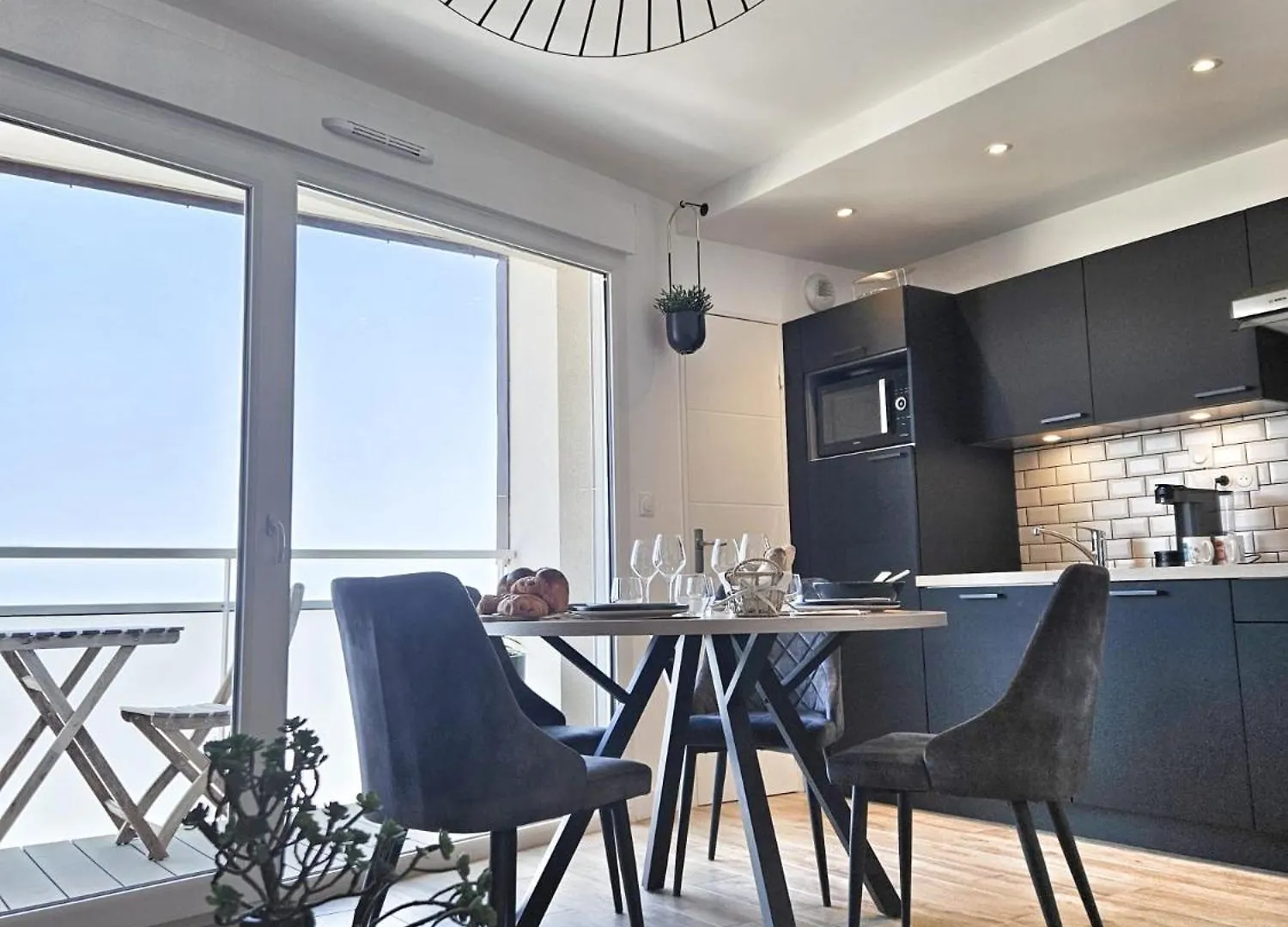 T2 Design Proche Gare/Intra-M/Sillon, Garage Prive Apartment Saint-Malo